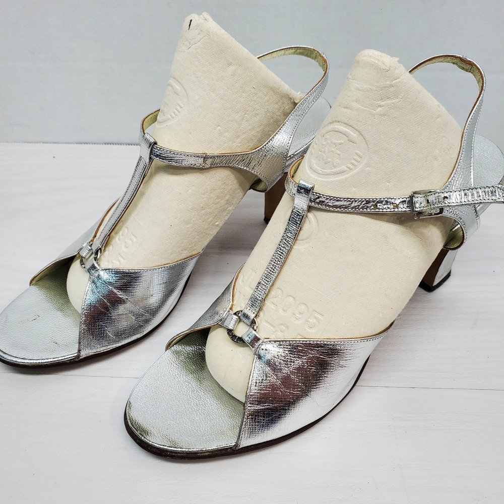 Vntg Jacques Levine Silver Heels 6N Fast Shipping